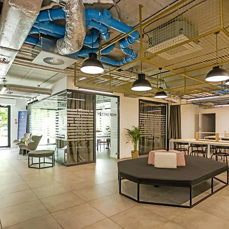 Milestone Olbin 아파트호텔 브로츠와프